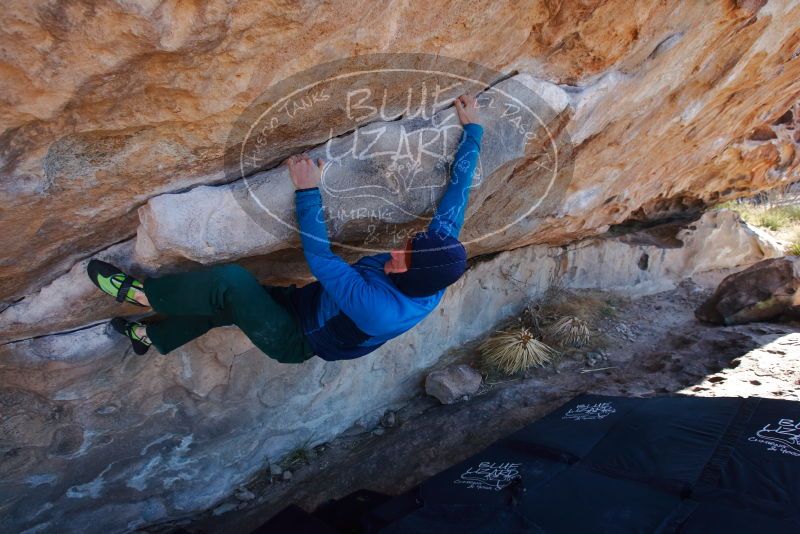 Bouldering in Hueco Tanks on 01/03/2020 with Blue Lizard Climbing and Yoga

Filename: SRM_20200103_1259500.jpg
Aperture: f/5.0
Shutter Speed: 1/320
Body: Canon EOS-1D Mark II
Lens: Canon EF 16-35mm f/2.8 L