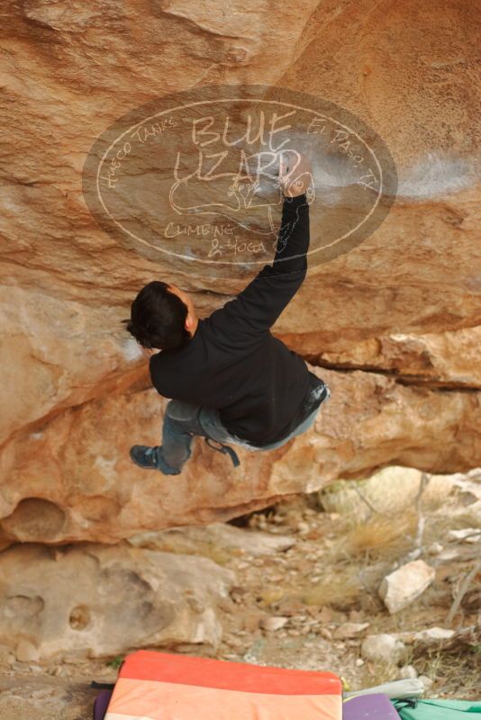 Bouldering in Hueco Tanks on 01/02/2020 with Blue Lizard Climbing and Yoga

Filename: SRM_20200102_1355531.jpg
Aperture: f/3.2
Shutter Speed: 1/500
Body: Canon EOS-1D Mark II
Lens: Canon EF 50mm f/1.8 II