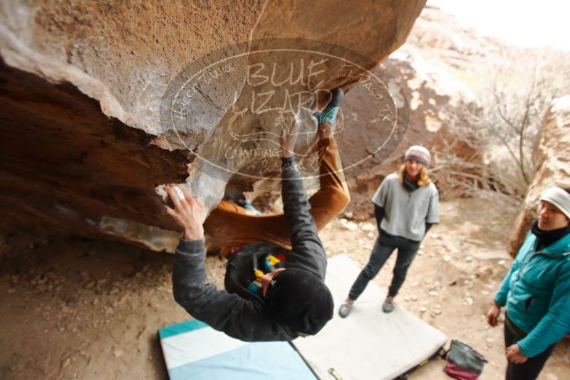 Bouldering in Hueco Tanks on 01/02/2020 with Blue Lizard Climbing and Yoga

Filename: SRM_20200102_1454410.jpg
Aperture: f/2.8
Shutter Speed: 1/250
Body: Canon EOS-1D Mark II
Lens: Canon EF 16-35mm f/2.8 L