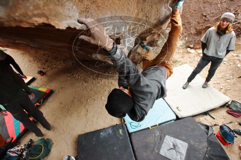 Bouldering in Hueco Tanks on 01/02/2020 with Blue Lizard Climbing and Yoga

Filename: SRM_20200102_1454430.jpg
Aperture: f/3.2
Shutter Speed: 1/250
Body: Canon EOS-1D Mark II
Lens: Canon EF 16-35mm f/2.8 L