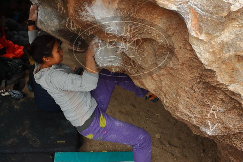 Bouldering in Hueco Tanks on 01/02/2020 with Blue Lizard Climbing and Yoga

Filename: SRM_20200102_1521470.jpg
Aperture: f/6.3
Shutter Speed: 1/250
Body: Canon EOS-1D Mark II
Lens: Canon EF 50mm f/1.8 II