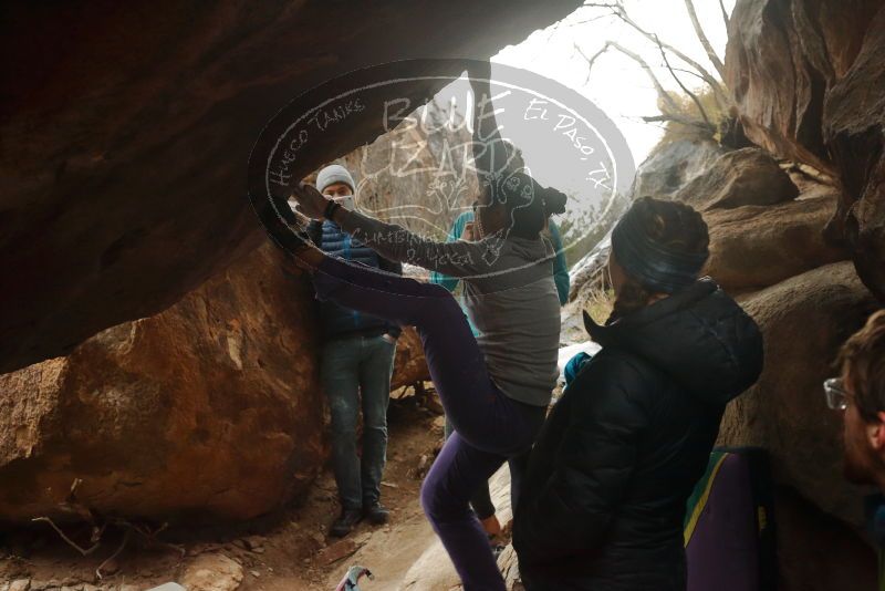 Bouldering in Hueco Tanks on 01/02/2020 with Blue Lizard Climbing and Yoga

Filename: SRM_20200102_1553210.jpg
Aperture: f/5.0
Shutter Speed: 1/250
Body: Canon EOS-1D Mark II
Lens: Canon EF 50mm f/1.8 II