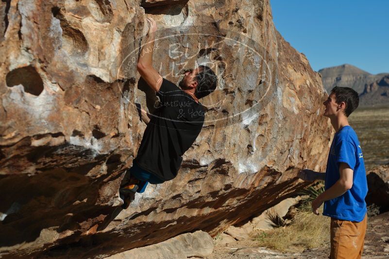 Bouldering in Hueco Tanks on 01/05/2020 with Blue Lizard Climbing and Yoga

Filename: SRM_20200105_1104200.jpg
Aperture: f/4.0
Shutter Speed: 1/1000
Body: Canon EOS-1D Mark II
Lens: Canon EF 50mm f/1.8 II