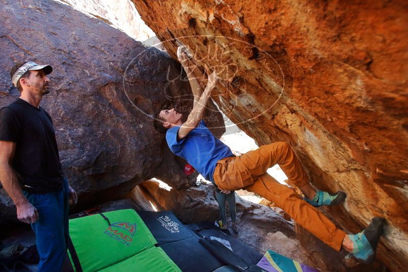 Bouldering in Hueco Tanks on 01/05/2020 with Blue Lizard Climbing and Yoga

Filename: SRM_20200105_1447140.jpg
Aperture: f/4.5
Shutter Speed: 1/250
Body: Canon EOS-1D Mark II
Lens: Canon EF 16-35mm f/2.8 L