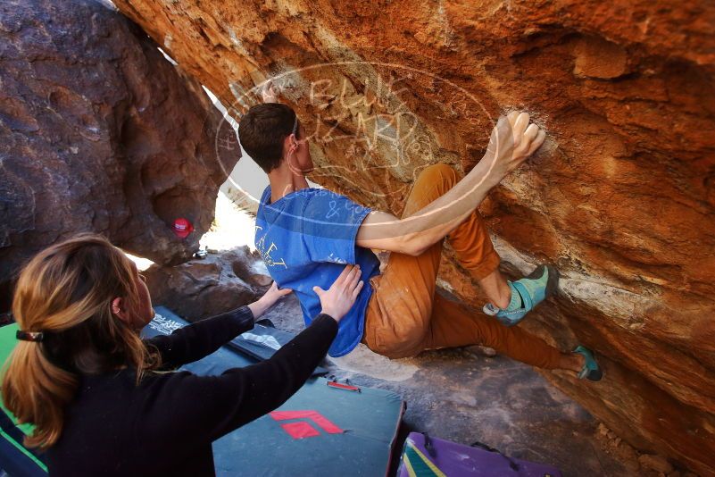 Bouldering in Hueco Tanks on 01/05/2020 with Blue Lizard Climbing and Yoga

Filename: SRM_20200105_1454180.jpg
Aperture: f/3.5
Shutter Speed: 1/250
Body: Canon EOS-1D Mark II
Lens: Canon EF 16-35mm f/2.8 L