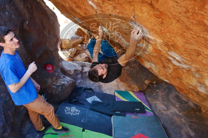 Bouldering in Hueco Tanks on 01/05/2020 with Blue Lizard Climbing and Yoga

Filename: SRM_20200105_1525411.jpg
Aperture: f/4.5
Shutter Speed: 1/250
Body: Canon EOS-1D Mark II
Lens: Canon EF 16-35mm f/2.8 L