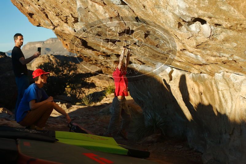 Bouldering in Hueco Tanks on 01/05/2020 with Blue Lizard Climbing and Yoga

Filename: SRM_20200105_1733370.jpg
Aperture: f/3.5
Shutter Speed: 1/1000
Body: Canon EOS-1D Mark II
Lens: Canon EF 50mm f/1.8 II