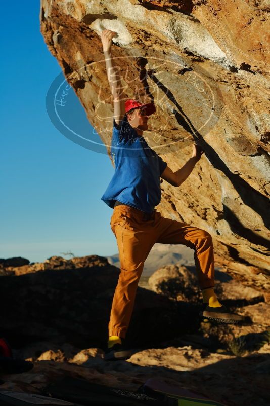 Bouldering in Hueco Tanks on 01/05/2020 with Blue Lizard Climbing and Yoga

Filename: SRM_20200105_1735183.jpg
Aperture: f/4.5
Shutter Speed: 1/1000
Body: Canon EOS-1D Mark II
Lens: Canon EF 50mm f/1.8 II