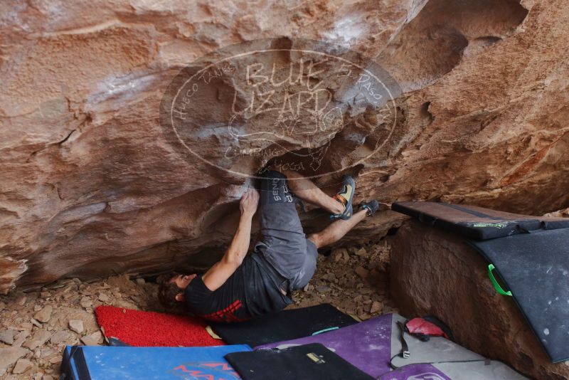 Bouldering in Hueco Tanks on 01/04/2020 with Blue Lizard Climbing and Yoga

Filename: SRM_20200104_1241360.jpg
Aperture: f/3.5
Shutter Speed: 1/250
Body: Canon EOS-1D Mark II
Lens: Canon EF 16-35mm f/2.8 L