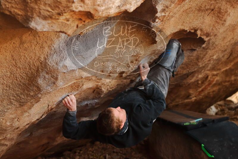 Bouldering in Hueco Tanks on 01/04/2020 with Blue Lizard Climbing and Yoga

Filename: SRM_20200104_1304400.jpg
Aperture: f/3.5
Shutter Speed: 1/250
Body: Canon EOS-1D Mark II
Lens: Canon EF 50mm f/1.8 II