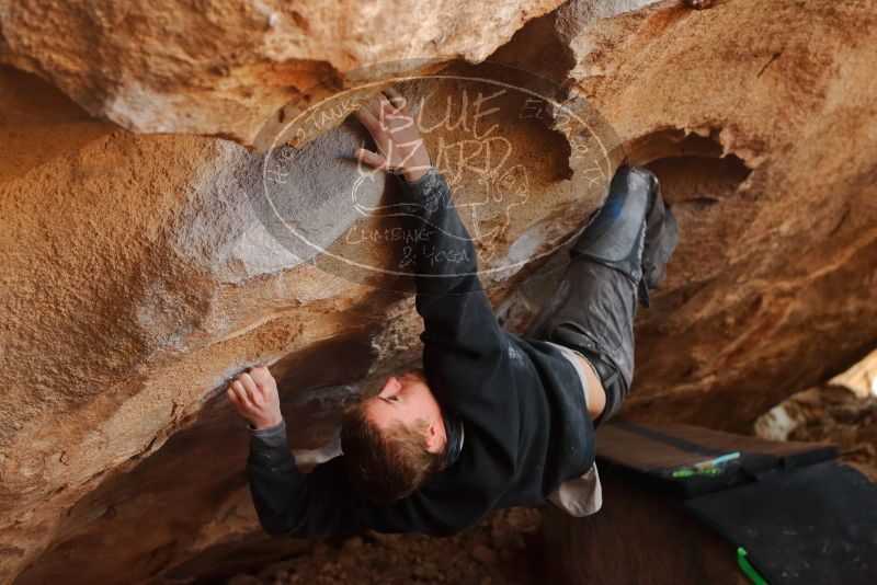 Bouldering in Hueco Tanks on 01/04/2020 with Blue Lizard Climbing and Yoga

Filename: SRM_20200104_1304420.jpg
Aperture: f/3.5
Shutter Speed: 1/250
Body: Canon EOS-1D Mark II
Lens: Canon EF 50mm f/1.8 II