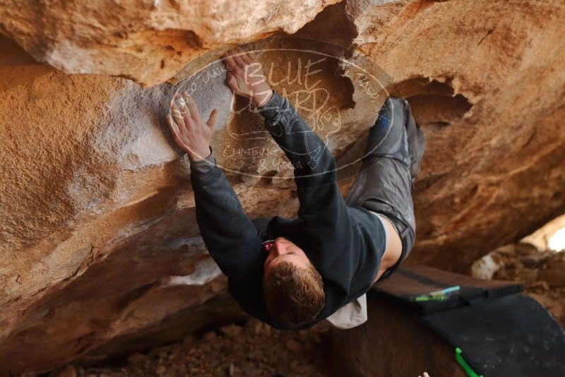 Bouldering in Hueco Tanks on 01/04/2020 with Blue Lizard Climbing and Yoga

Filename: SRM_20200104_1304461.jpg
Aperture: f/3.5
Shutter Speed: 1/250
Body: Canon EOS-1D Mark II
Lens: Canon EF 50mm f/1.8 II