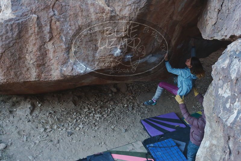 Bouldering in Hueco Tanks on 01/08/2020 with Blue Lizard Climbing and Yoga

Filename: SRM_20200108_1120580.jpg
Aperture: f/4.0
Shutter Speed: 1/250
Body: Canon EOS-1D Mark II
Lens: Canon EF 50mm f/1.8 II