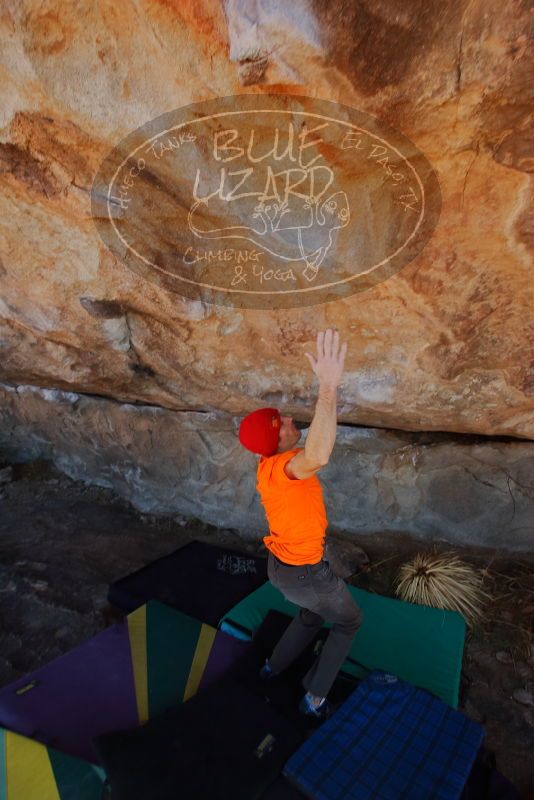 Bouldering in Hueco Tanks on 01/08/2020 with Blue Lizard Climbing and Yoga

Filename: SRM_20200108_1255441.jpg
Aperture: f/7.1
Shutter Speed: 1/250
Body: Canon EOS-1D Mark II
Lens: Canon EF 16-35mm f/2.8 L