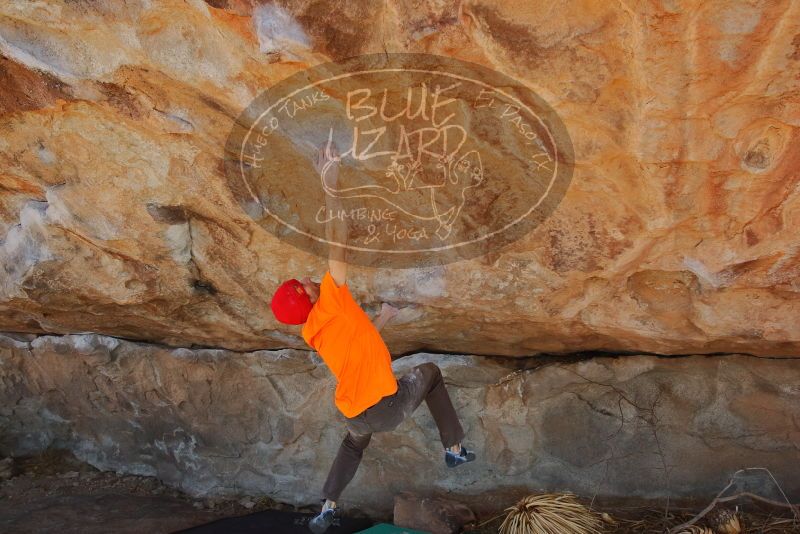 Bouldering in Hueco Tanks on 01/08/2020 with Blue Lizard Climbing and Yoga

Filename: SRM_20200108_1327522.jpg
Aperture: f/7.1
Shutter Speed: 1/500
Body: Canon EOS-1D Mark II
Lens: Canon EF 16-35mm f/2.8 L