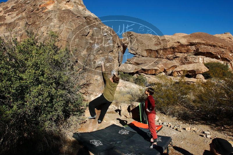 Bouldering in Hueco Tanks on 01/12/2020 with Blue Lizard Climbing and Yoga

Filename: SRM_20200112_1028250.jpg
Aperture: f/8.0
Shutter Speed: 1/320
Body: Canon EOS-1D Mark II
Lens: Canon EF 16-35mm f/2.8 L