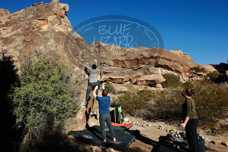 Bouldering in Hueco Tanks on 01/12/2020 with Blue Lizard Climbing and Yoga

Filename: SRM_20200112_1031130.jpg
Aperture: f/8.0
Shutter Speed: 1/250
Body: Canon EOS-1D Mark II
Lens: Canon EF 16-35mm f/2.8 L