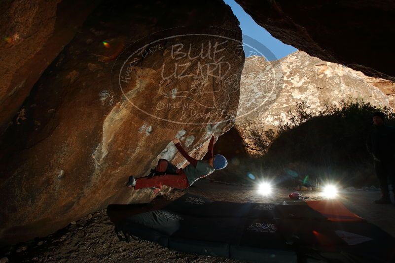 Bouldering in Hueco Tanks on 01/12/2020 with Blue Lizard Climbing and Yoga

Filename: SRM_20200112_1141010.jpg
Aperture: f/8.0
Shutter Speed: 1/250
Body: Canon EOS-1D Mark II
Lens: Canon EF 16-35mm f/2.8 L