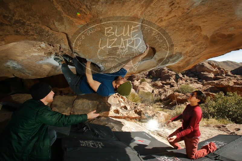 Bouldering in Hueco Tanks on 01/12/2020 with Blue Lizard Climbing and Yoga

Filename: SRM_20200112_1321040.jpg
Aperture: f/8.0
Shutter Speed: 1/250
Body: Canon EOS-1D Mark II
Lens: Canon EF 16-35mm f/2.8 L