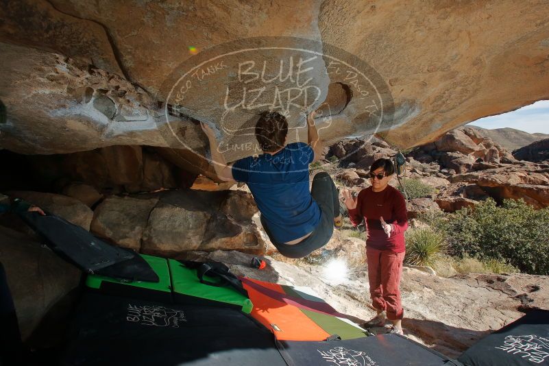 Bouldering in Hueco Tanks on 01/12/2020 with Blue Lizard Climbing and Yoga

Filename: SRM_20200112_1413200.jpg
Aperture: f/8.0
Shutter Speed: 1/250
Body: Canon EOS-1D Mark II
Lens: Canon EF 16-35mm f/2.8 L