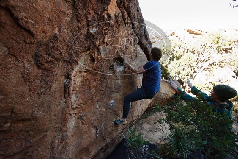 Bouldering in Hueco Tanks on 01/12/2020 with Blue Lizard Climbing and Yoga

Filename: SRM_20200112_1547300.jpg
Aperture: f/6.3
Shutter Speed: 1/250
Body: Canon EOS-1D Mark II
Lens: Canon EF 16-35mm f/2.8 L