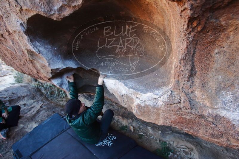 Bouldering in Hueco Tanks on 01/12/2020 with Blue Lizard Climbing and Yoga

Filename: SRM_20200112_1649470.jpg
Aperture: f/4.0
Shutter Speed: 1/250
Body: Canon EOS-1D Mark II
Lens: Canon EF 16-35mm f/2.8 L