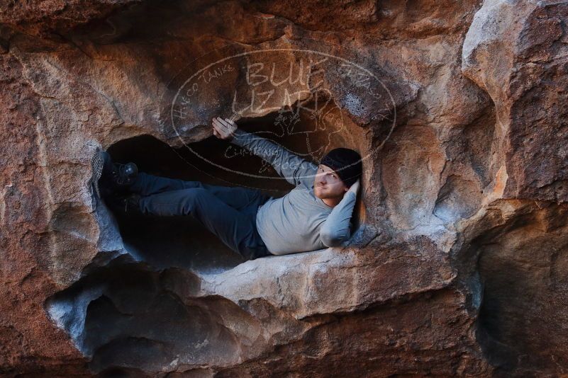 Bouldering in Hueco Tanks on 01/12/2020 with Blue Lizard Climbing and Yoga

Filename: SRM_20200112_1710220.jpg
Aperture: f/5.0
Shutter Speed: 1/250
Body: Canon EOS-1D Mark II
Lens: Canon EF 16-35mm f/2.8 L