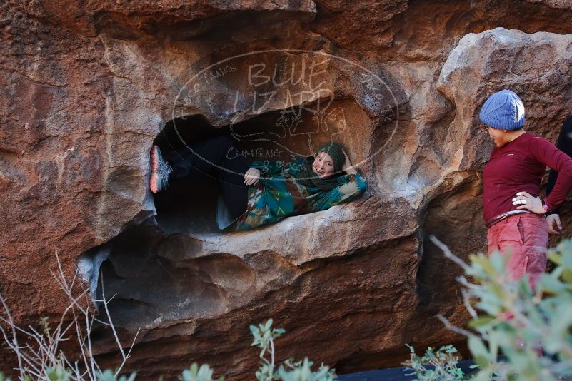 Bouldering in Hueco Tanks on 01/12/2020 with Blue Lizard Climbing and Yoga

Filename: SRM_20200112_1713030.jpg
Aperture: f/4.5
Shutter Speed: 1/250
Body: Canon EOS-1D Mark II
Lens: Canon EF 16-35mm f/2.8 L