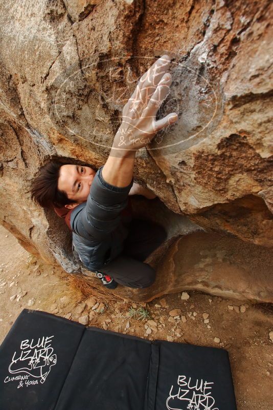 Bouldering in Hueco Tanks on 01/16/2020 with Blue Lizard Climbing and Yoga

Filename: SRM_20200116_1016580.jpg
Aperture: f/7.1
Shutter Speed: 1/200
Body: Canon EOS-1D Mark II
Lens: Canon EF 16-35mm f/2.8 L