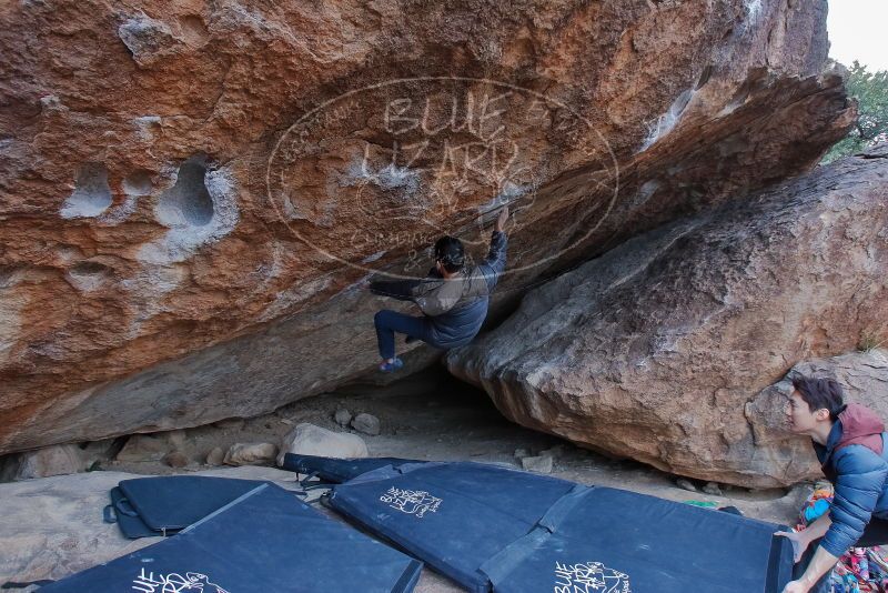 Bouldering in Hueco Tanks on 01/16/2020 with Blue Lizard Climbing and Yoga

Filename: SRM_20200116_1347040.jpg
Aperture: f/5.6
Shutter Speed: 1/250
Body: Canon EOS-1D Mark II
Lens: Canon EF 16-35mm f/2.8 L