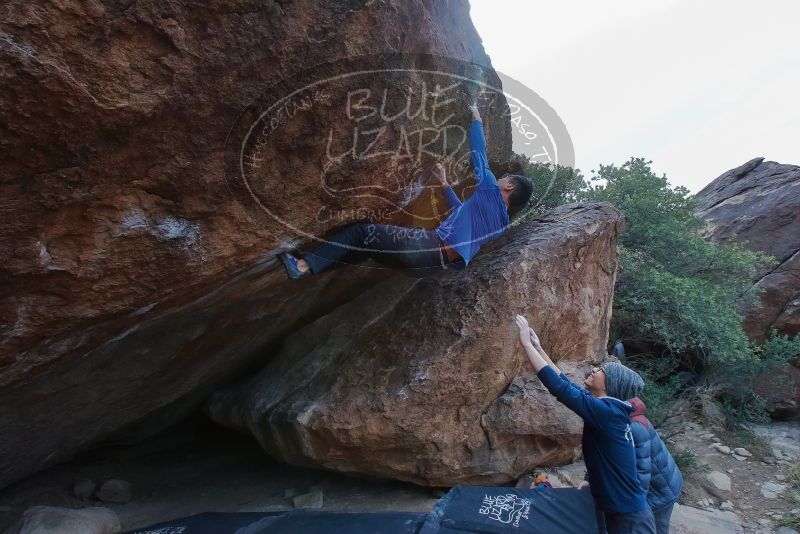 Bouldering in Hueco Tanks on 01/16/2020 with Blue Lizard Climbing and Yoga

Filename: SRM_20200116_1355430.jpg
Aperture: f/10.0
Shutter Speed: 1/320
Body: Canon EOS-1D Mark II
Lens: Canon EF 16-35mm f/2.8 L