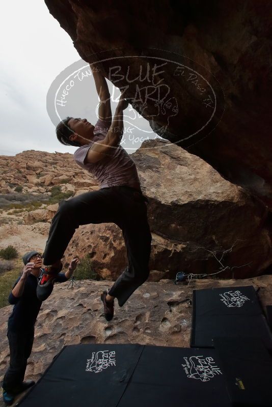 Bouldering in Hueco Tanks on 01/16/2020 with Blue Lizard Climbing and Yoga

Filename: SRM_20200116_1407390.jpg
Aperture: f/13.0
Shutter Speed: 1/320
Body: Canon EOS-1D Mark II
Lens: Canon EF 16-35mm f/2.8 L