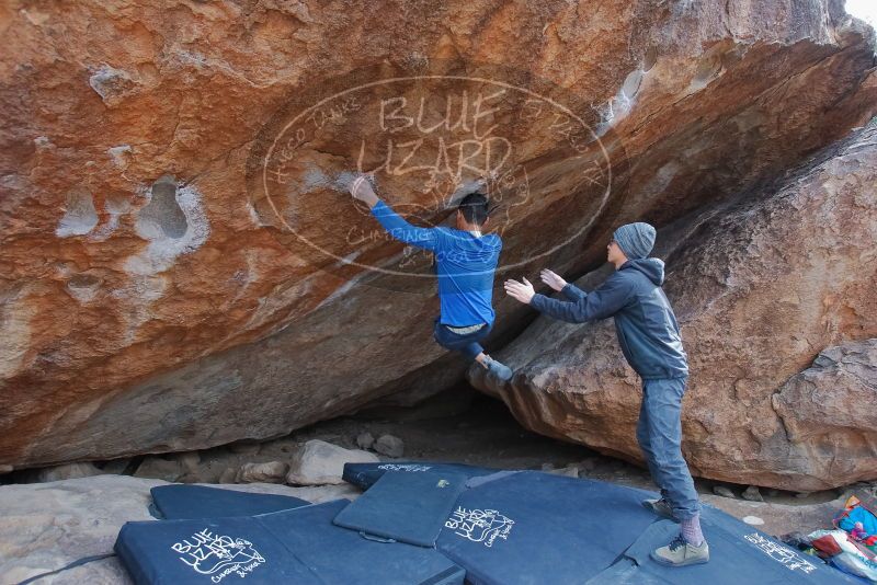 Bouldering in Hueco Tanks on 01/16/2020 with Blue Lizard Climbing and Yoga

Filename: SRM_20200116_1428270.jpg
Aperture: f/5.6
Shutter Speed: 1/320
Body: Canon EOS-1D Mark II
Lens: Canon EF 16-35mm f/2.8 L