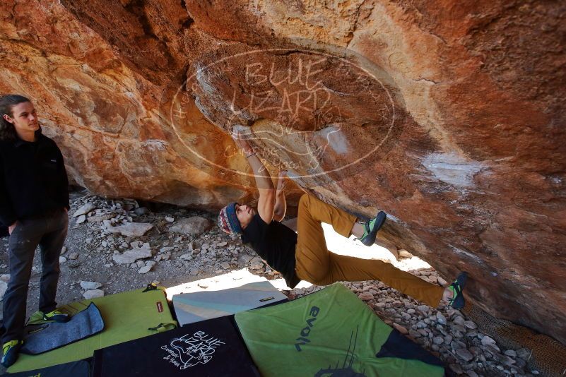 Bouldering in Hueco Tanks on 01/18/2020 with Blue Lizard Climbing and Yoga

Filename: SRM_20200118_1203490.jpg
Aperture: f/5.6
Shutter Speed: 1/250
Body: Canon EOS-1D Mark II
Lens: Canon EF 16-35mm f/2.8 L