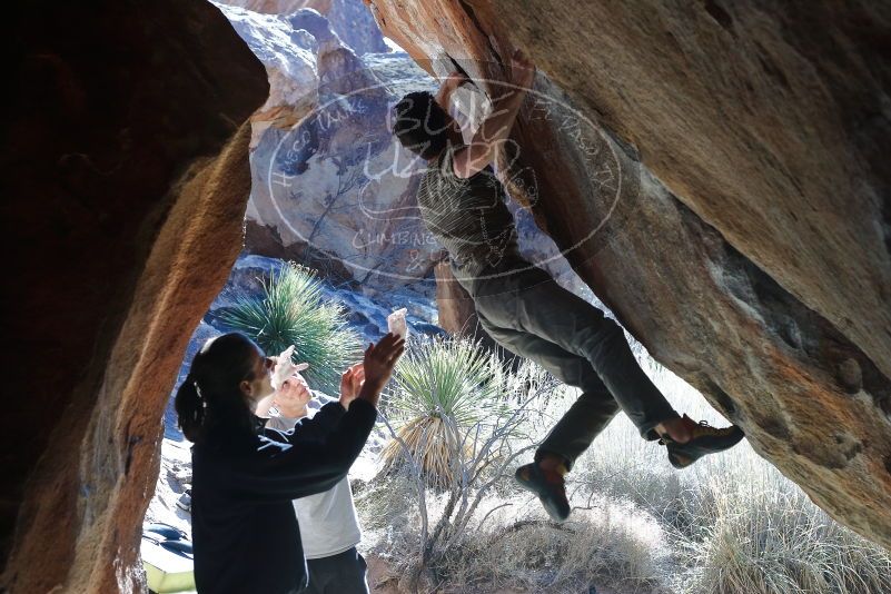 Bouldering in Hueco Tanks on 01/18/2020 with Blue Lizard Climbing and Yoga

Filename: SRM_20200118_1304420.jpg
Aperture: f/5.0
Shutter Speed: 1/250
Body: Canon EOS-1D Mark II
Lens: Canon EF 50mm f/1.8 II