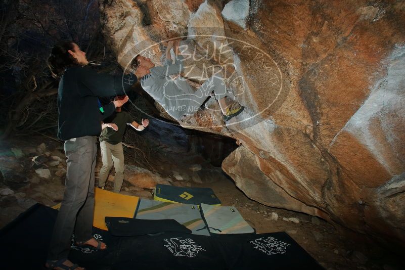 Bouldering in Hueco Tanks on 01/19/2020 with Blue Lizard Climbing and Yoga

Filename: SRM_20200119_1123450.jpg
Aperture: f/7.1
Shutter Speed: 1/250
Body: Canon EOS-1D Mark II
Lens: Canon EF 16-35mm f/2.8 L