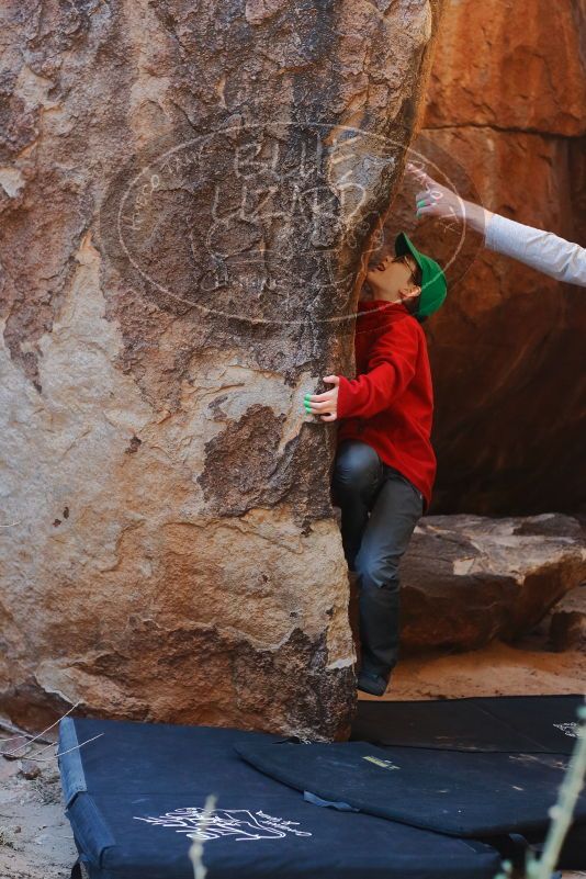 Bouldering in Hueco Tanks on 01/19/2020 with Blue Lizard Climbing and Yoga

Filename: SRM_20200119_1303540.jpg
Aperture: f/3.5
Shutter Speed: 1/320
Body: Canon EOS-1D Mark II
Lens: Canon EF 50mm f/1.8 II