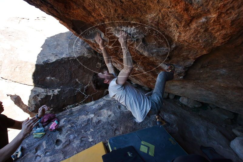 Bouldering in Hueco Tanks on 01/19/2020 with Blue Lizard Climbing and Yoga

Filename: SRM_20200119_1341090.jpg
Aperture: f/7.1
Shutter Speed: 1/320
Body: Canon EOS-1D Mark II
Lens: Canon EF 16-35mm f/2.8 L