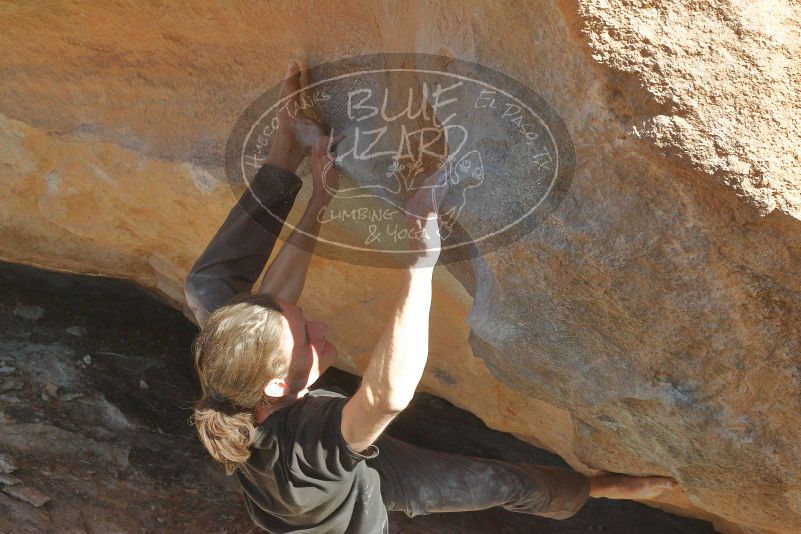 Bouldering in Hueco Tanks on 01/19/2020 with Blue Lizard Climbing and Yoga

Filename: SRM_20200119_1619200.jpg
Aperture: f/9.0
Shutter Speed: 1/320
Body: Canon EOS-1D Mark II
Lens: Canon EF 50mm f/1.8 II