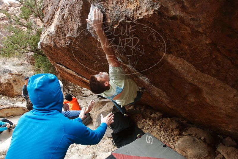 Bouldering in Hueco Tanks on 01/27/2020 with Blue Lizard Climbing and Yoga

Filename: SRM_20200127_1251230.jpg
Aperture: f/7.1
Shutter Speed: 1/250
Body: Canon EOS-1D Mark II
Lens: Canon EF 16-35mm f/2.8 L