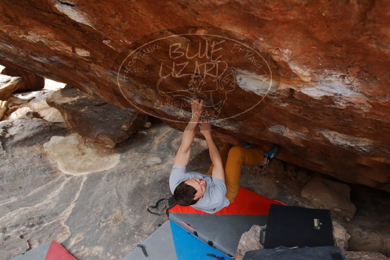 Bouldering in Hueco Tanks on 01/27/2020 with Blue Lizard Climbing and Yoga

Filename: SRM_20200127_1425570.jpg
Aperture: f/5.0
Shutter Speed: 1/250
Body: Canon EOS-1D Mark II
Lens: Canon EF 16-35mm f/2.8 L