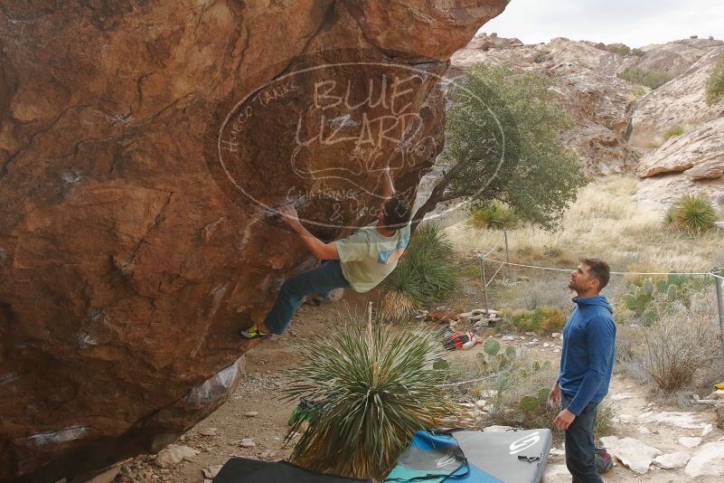 Bouldering in Hueco Tanks on 01/27/2020 with Blue Lizard Climbing and Yoga

Filename: SRM_20200127_1510530.jpg
Aperture: f/7.1
Shutter Speed: 1/250
Body: Canon EOS-1D Mark II
Lens: Canon EF 16-35mm f/2.8 L