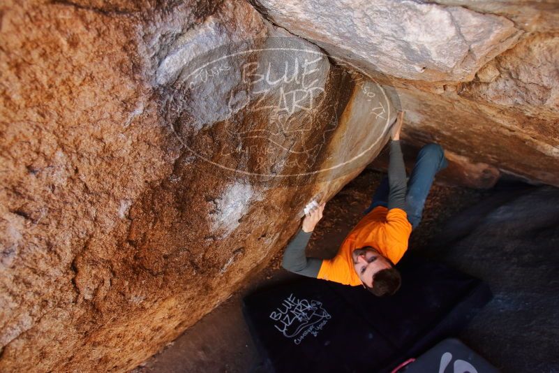 Bouldering in Hueco Tanks on 01/29/2020 with Blue Lizard Climbing and Yoga

Filename: SRM_20200129_1146560.jpg
Aperture: f/4.0
Shutter Speed: 1/250
Body: Canon EOS-1D Mark II
Lens: Canon EF 16-35mm f/2.8 L