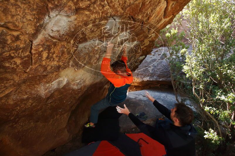 Bouldering in Hueco Tanks on 01/29/2020 with Blue Lizard Climbing and Yoga

Filename: SRM_20200129_1211310.jpg
Aperture: f/5.0
Shutter Speed: 1/250
Body: Canon EOS-1D Mark II
Lens: Canon EF 16-35mm f/2.8 L