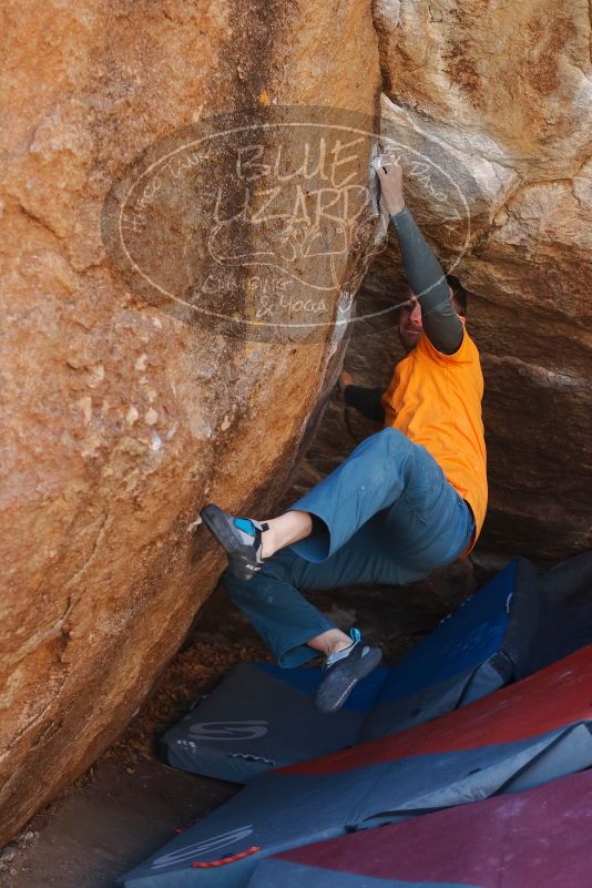 Bouldering in Hueco Tanks on 01/29/2020 with Blue Lizard Climbing and Yoga

Filename: SRM_20200129_1256010.jpg
Aperture: f/4.0
Shutter Speed: 1/250
Body: Canon EOS-1D Mark II
Lens: Canon EF 50mm f/1.8 II