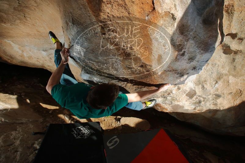 Bouldering in Hueco Tanks on 01/29/2020 with Blue Lizard Climbing and Yoga

Filename: SRM_20200129_1655530.jpg
Aperture: f/8.0
Shutter Speed: 1/250
Body: Canon EOS-1D Mark II
Lens: Canon EF 16-35mm f/2.8 L