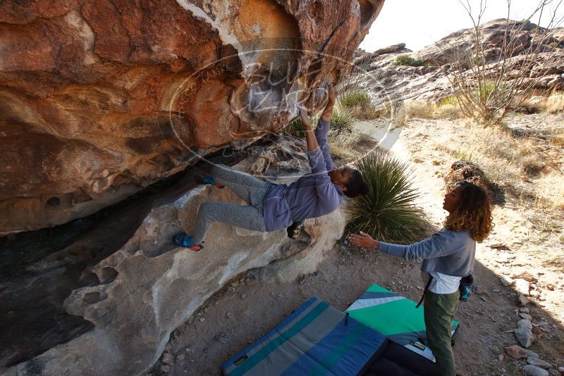 Bouldering in Hueco Tanks on 02/01/2020 with Blue Lizard Climbing and Yoga

Filename: SRM_20200201_1116250.jpg
Aperture: f/7.1
Shutter Speed: 1/250
Body: Canon EOS-1D Mark II
Lens: Canon EF 16-35mm f/2.8 L