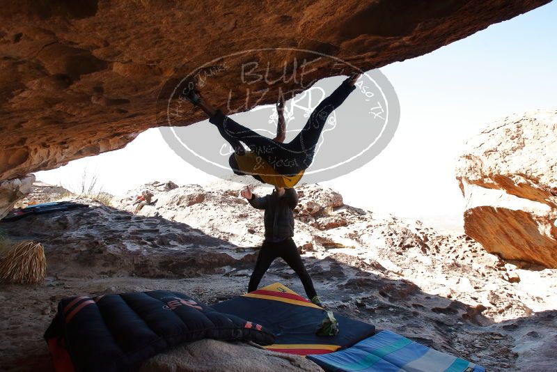 Bouldering in Hueco Tanks on 02/01/2020 with Blue Lizard Climbing and Yoga

Filename: SRM_20200201_1229370.jpg
Aperture: f/6.3
Shutter Speed: 1/250
Body: Canon EOS-1D Mark II
Lens: Canon EF 16-35mm f/2.8 L