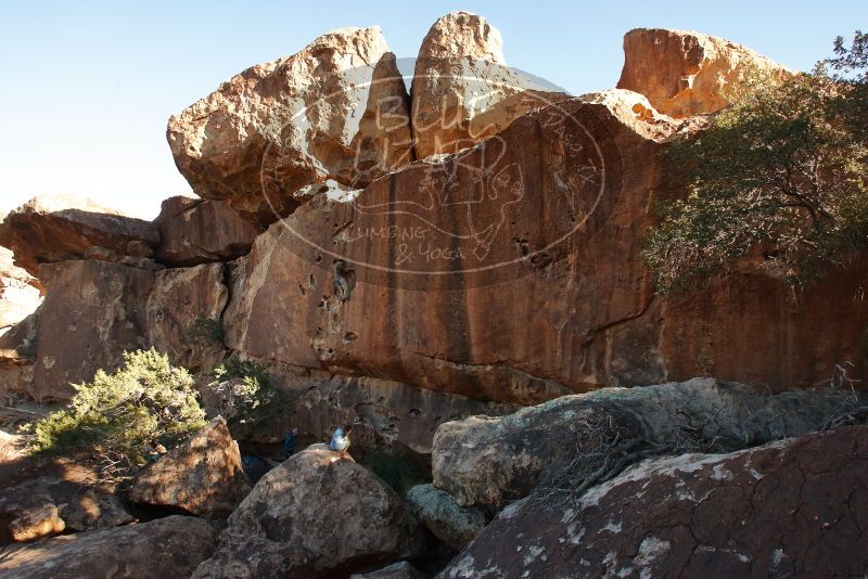 Bouldering in Hueco Tanks on 02/01/2020 with Blue Lizard Climbing and Yoga

Filename: SRM_20200201_1653520.jpg
Aperture: f/7.1
Shutter Speed: 1/200
Body: Canon EOS-1D Mark II
Lens: Canon EF 16-35mm f/2.8 L