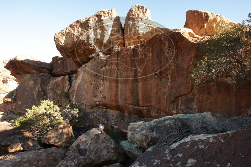 Bouldering in Hueco Tanks on 02/01/2020 with Blue Lizard Climbing and Yoga

Filename: SRM_20200201_1654390.jpg
Aperture: f/7.1
Shutter Speed: 1/200
Body: Canon EOS-1D Mark II
Lens: Canon EF 16-35mm f/2.8 L